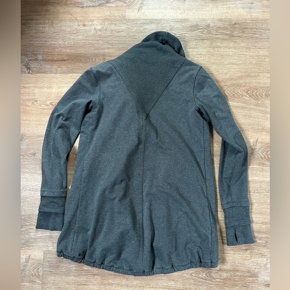 Lululemon Gratitude Wrap Grey Size 8 - Picture 12 of 14